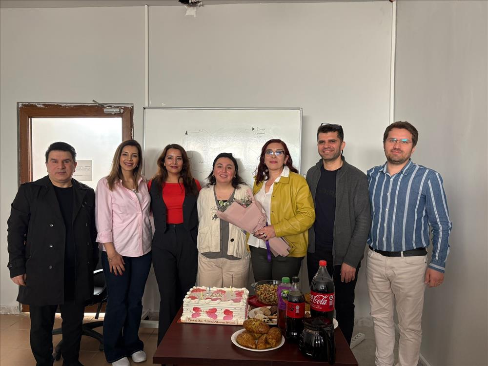 Prof. Dr. Sibel Akova Havalı’ya Profesörlük Kutlaması